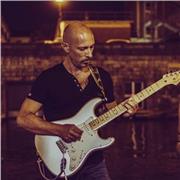 Insegnante di chitarra elettrica, studente Lizard accademia musicale